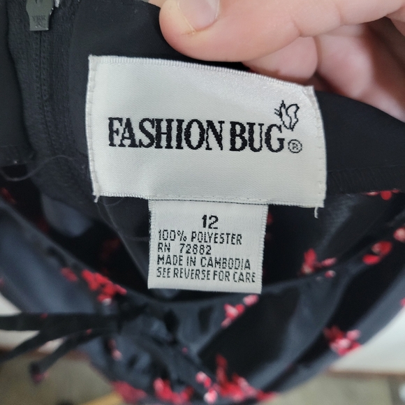 Fashion Bug Black And Red Floral Spaghetti Strap Dress, Size 12 - Picture 2 of 5